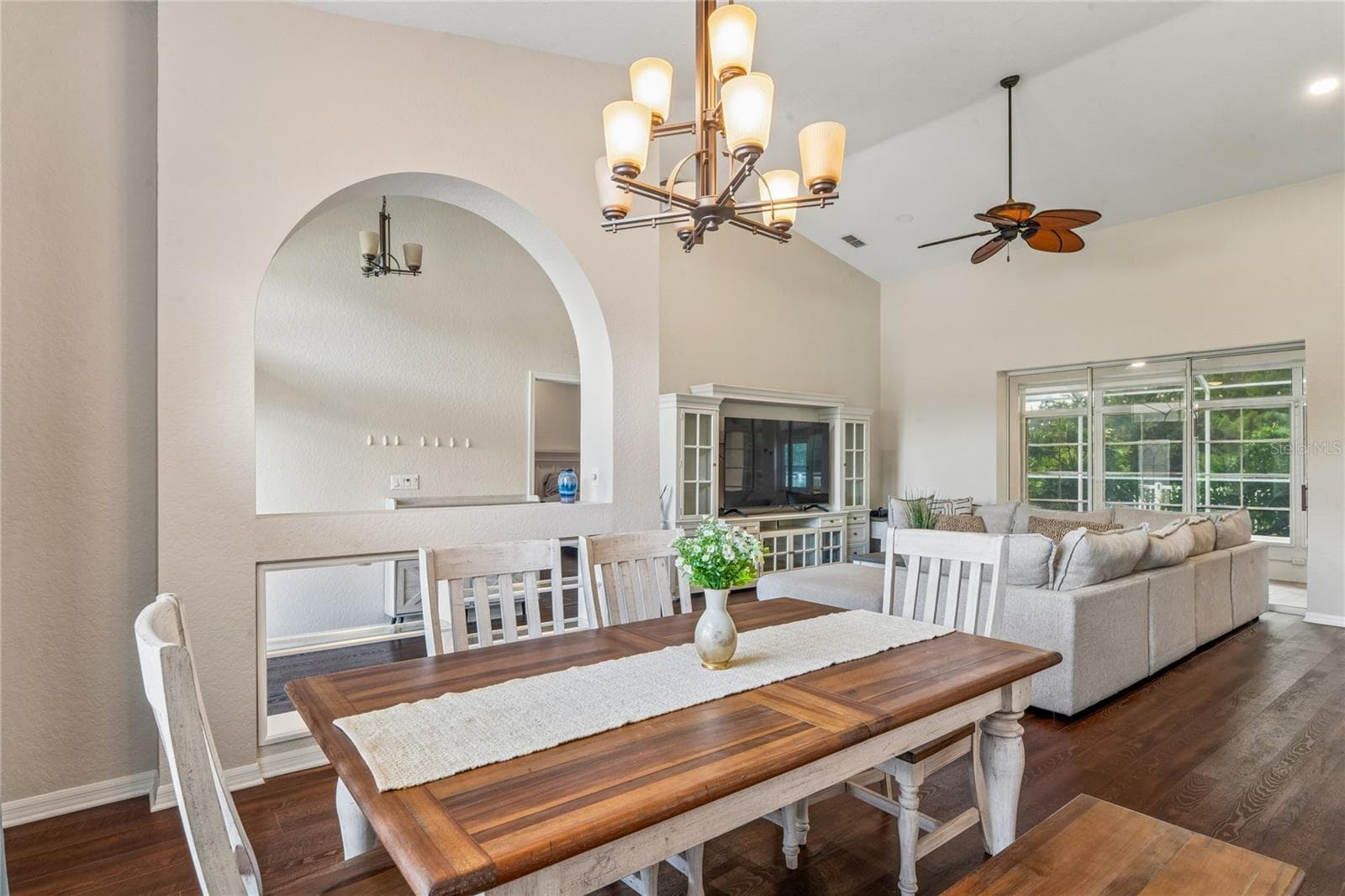 Dining area - 23218 CYPRESS TRAIL DR, LUTZ