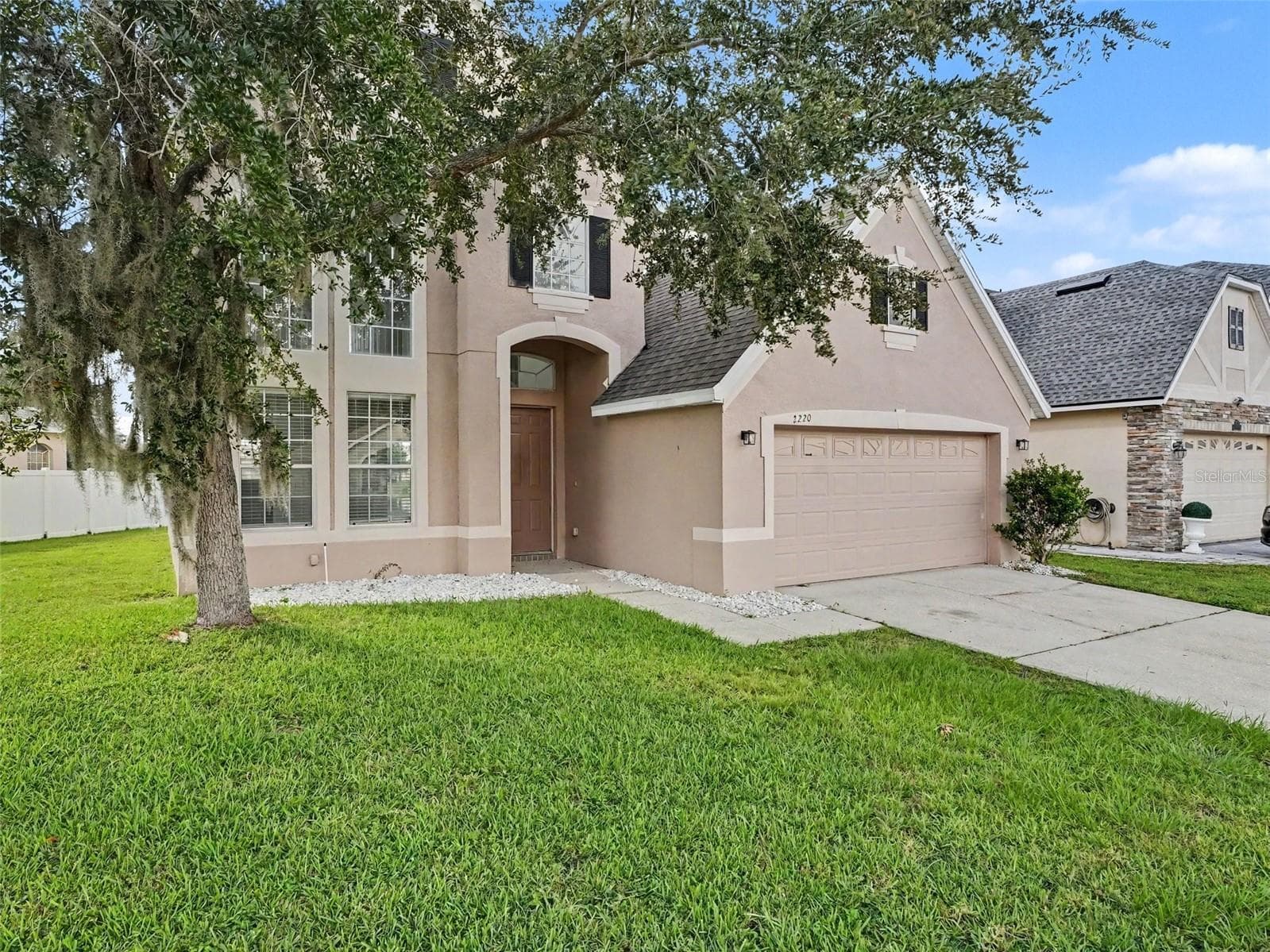 Single Family Residence at 2220 SAND ARBOR CIR, ORLANDO, photo 2 of 31