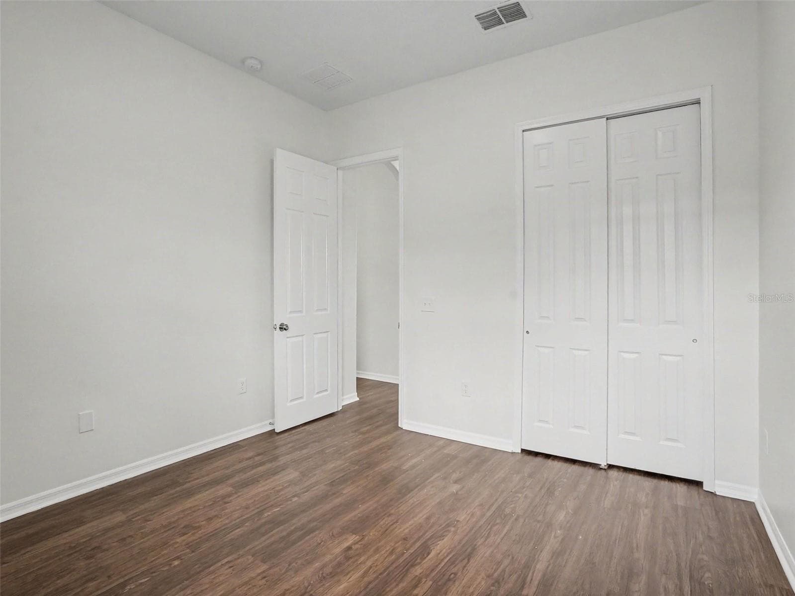 Single Family Residence at 2220 SAND ARBOR CIR, ORLANDO, photo 10 of 31