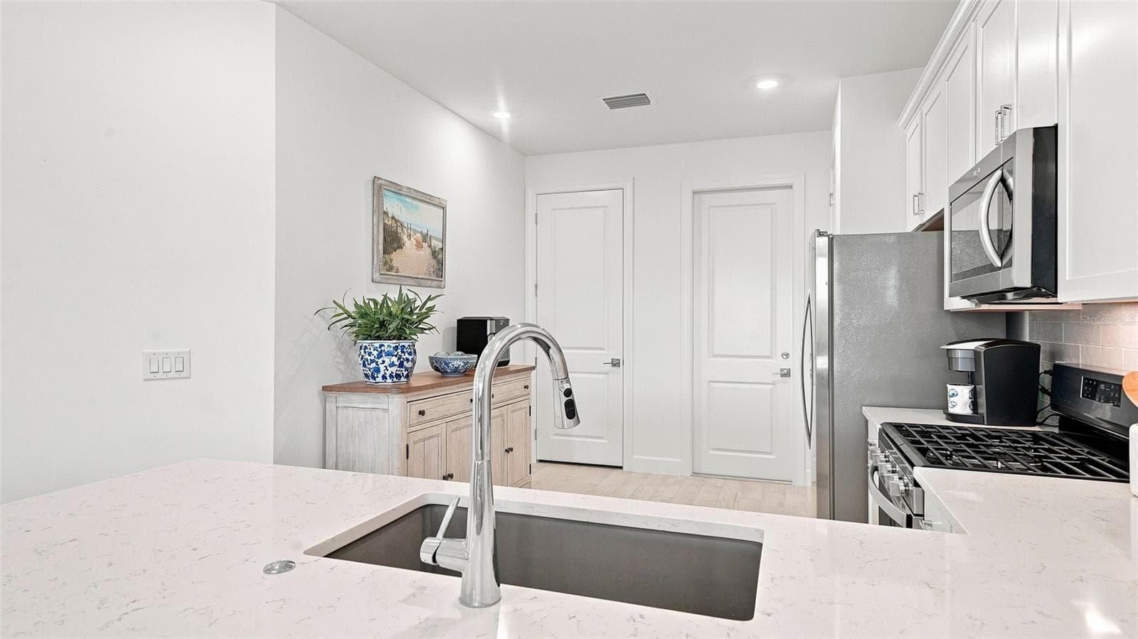 Villa at 14229 EAGLE BRANCH DR, NOKOMIS, photo 19 of 78