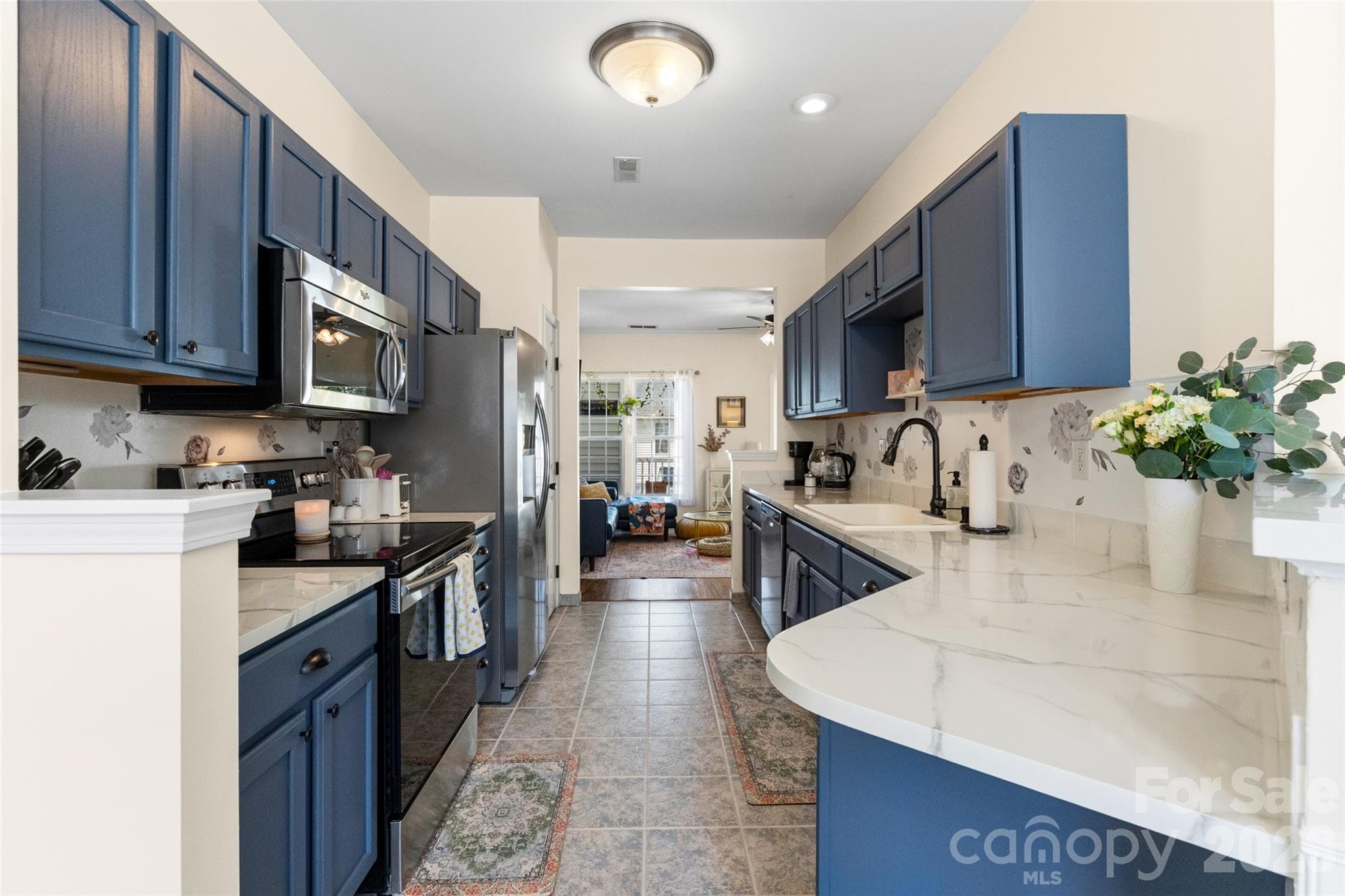 Townhouse at 4001 Waterside Lane, Cramerton, photo 8 of 34