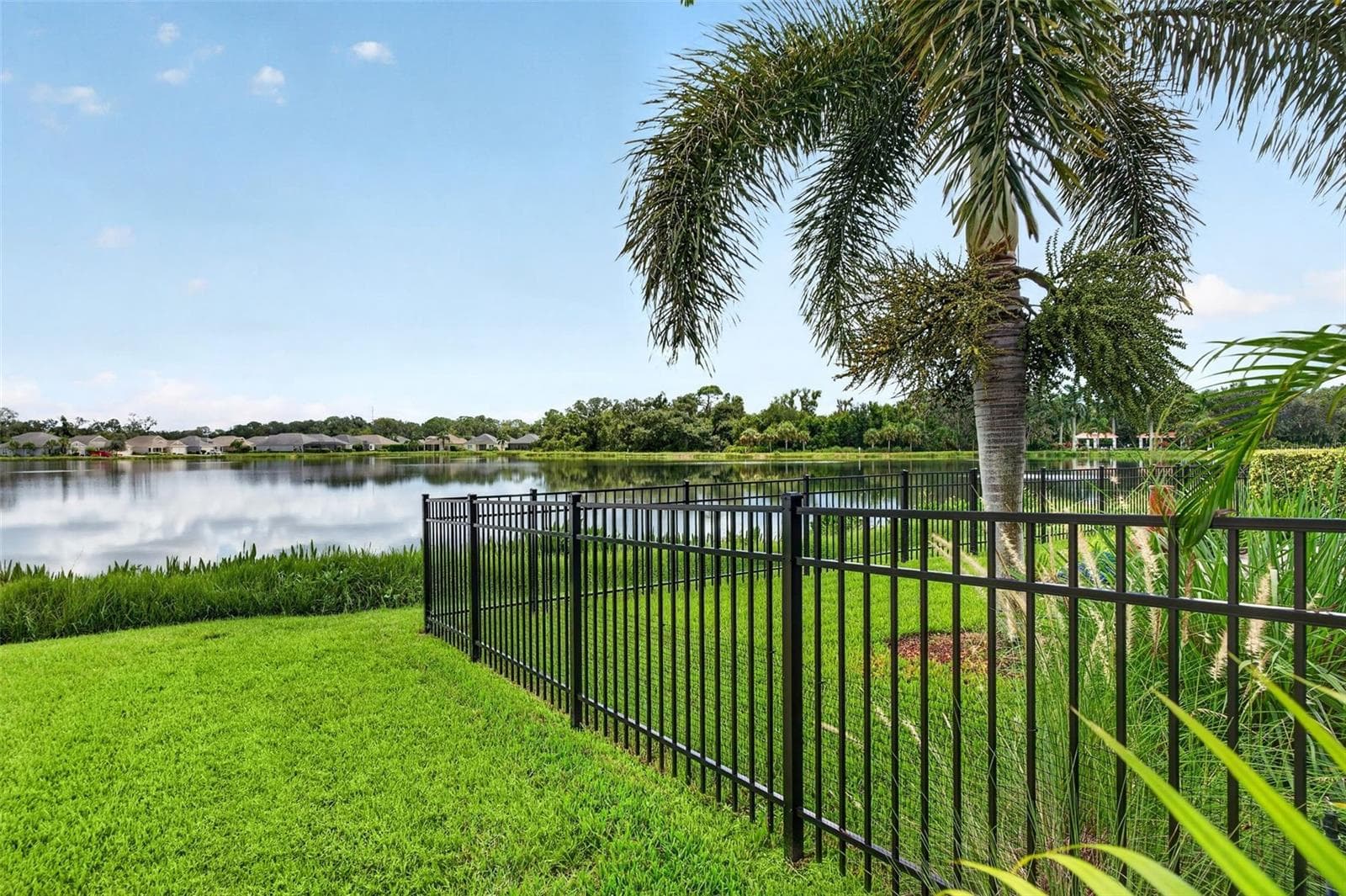 Single Family Residence at 7735 RIDGELAKE CIR, BRADENTON, photo 40 of 55