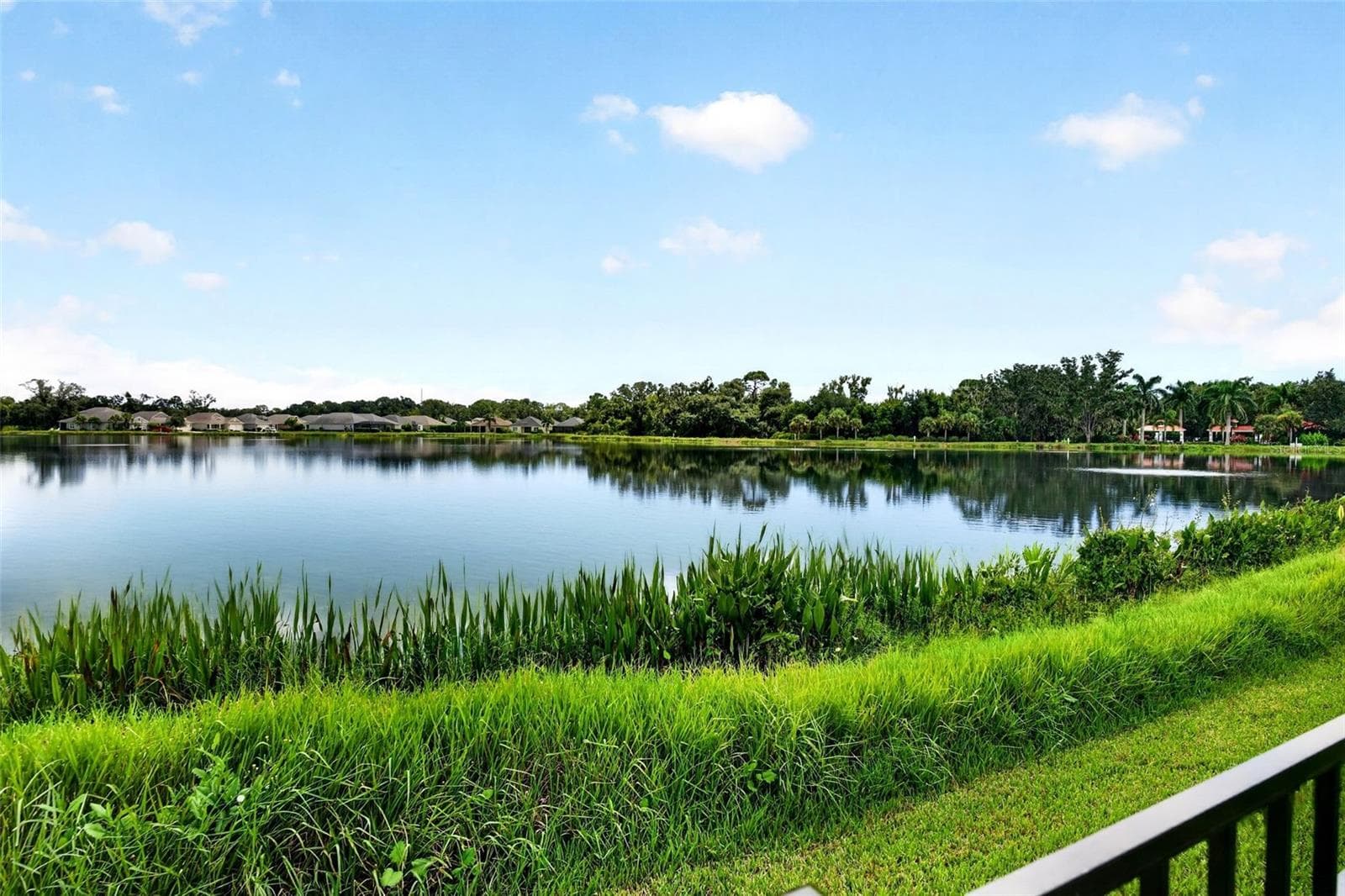 Single Family Residence at 7735 RIDGELAKE CIR, BRADENTON, photo 41 of 55