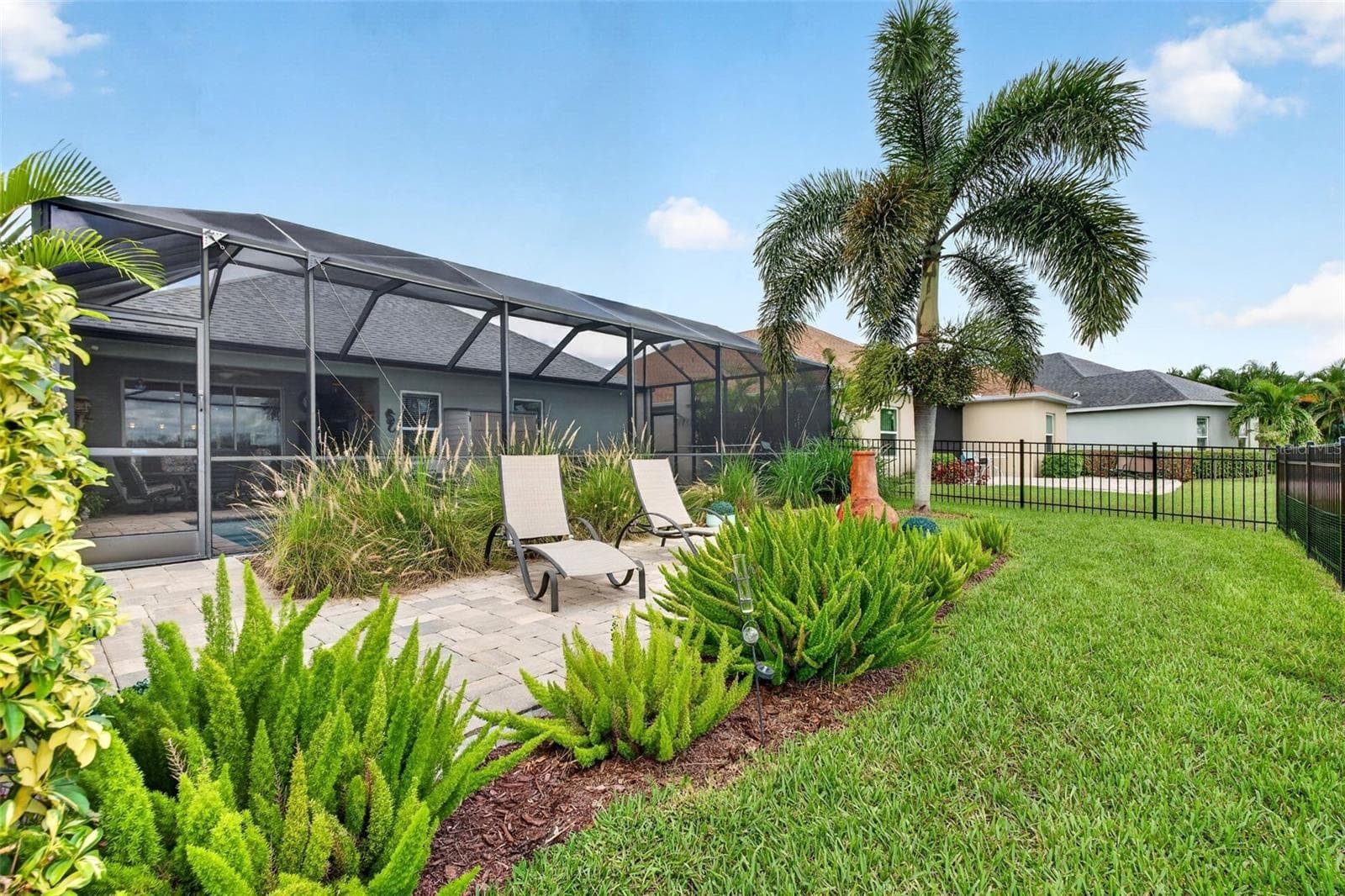 Single Family Residence at 7735 RIDGELAKE CIR, BRADENTON, photo 43 of 55