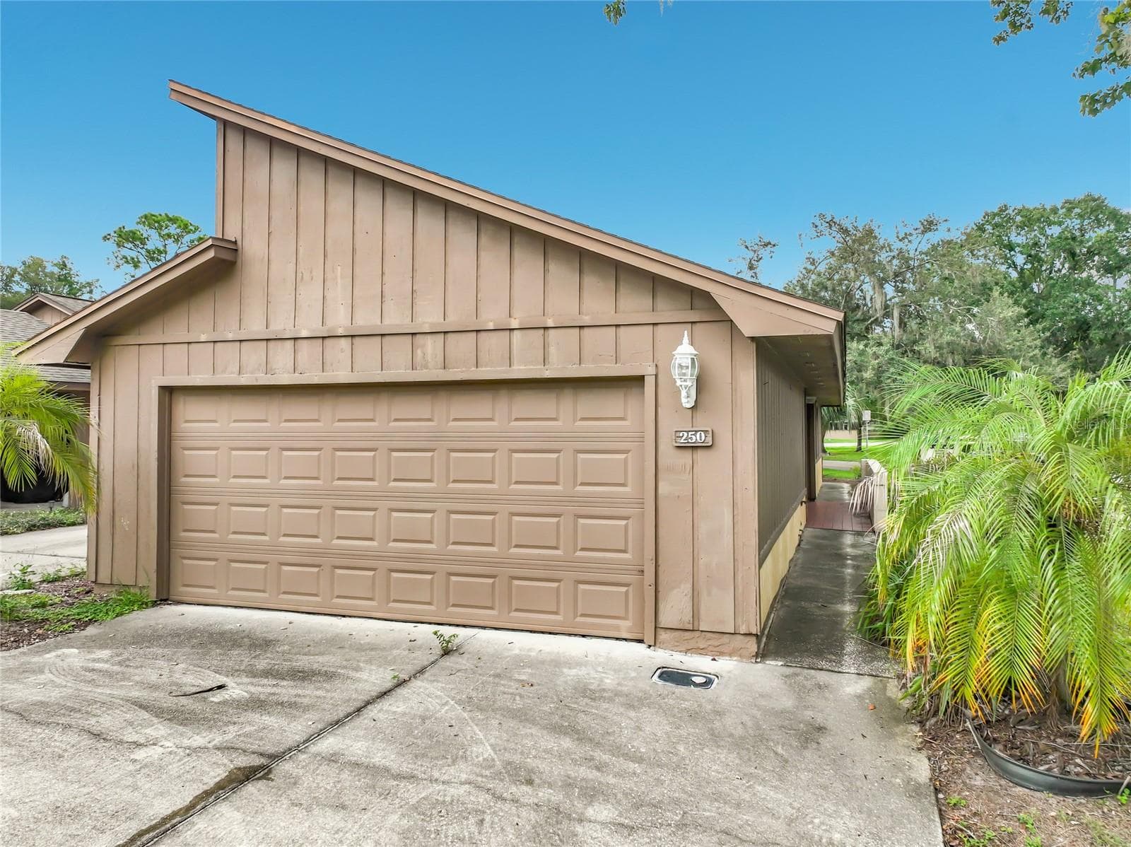 Townhouse at 250 RAINTREE DR, CASSELBERRY, photo 8 of 69