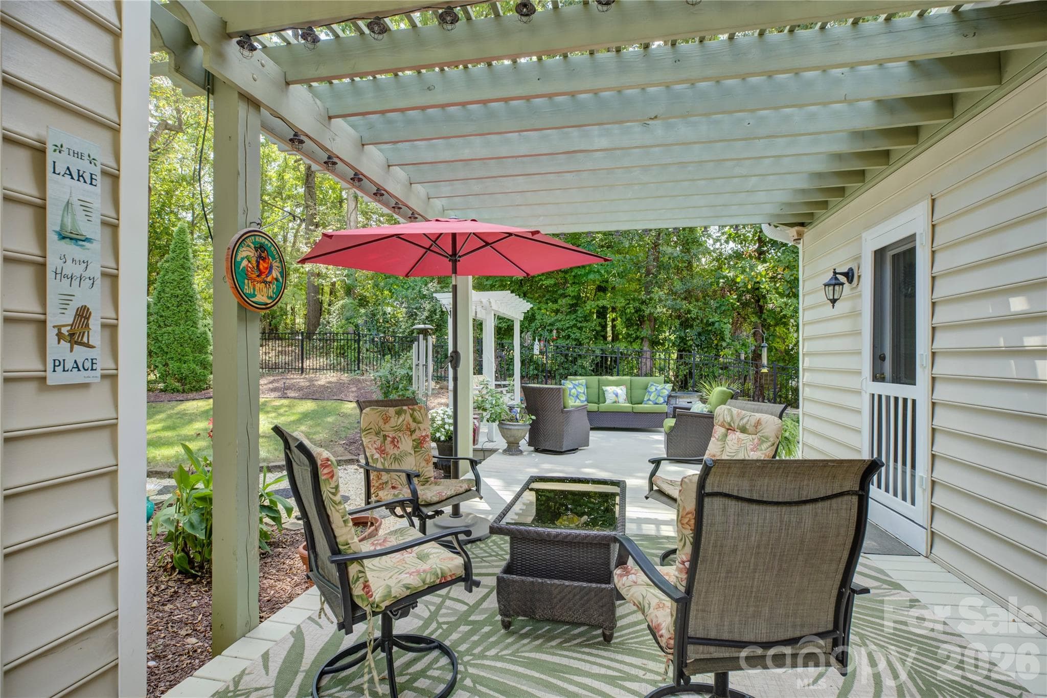 Single Family Residence at 946 Lake Club Drive, Rock Hill, photo 41 of 48