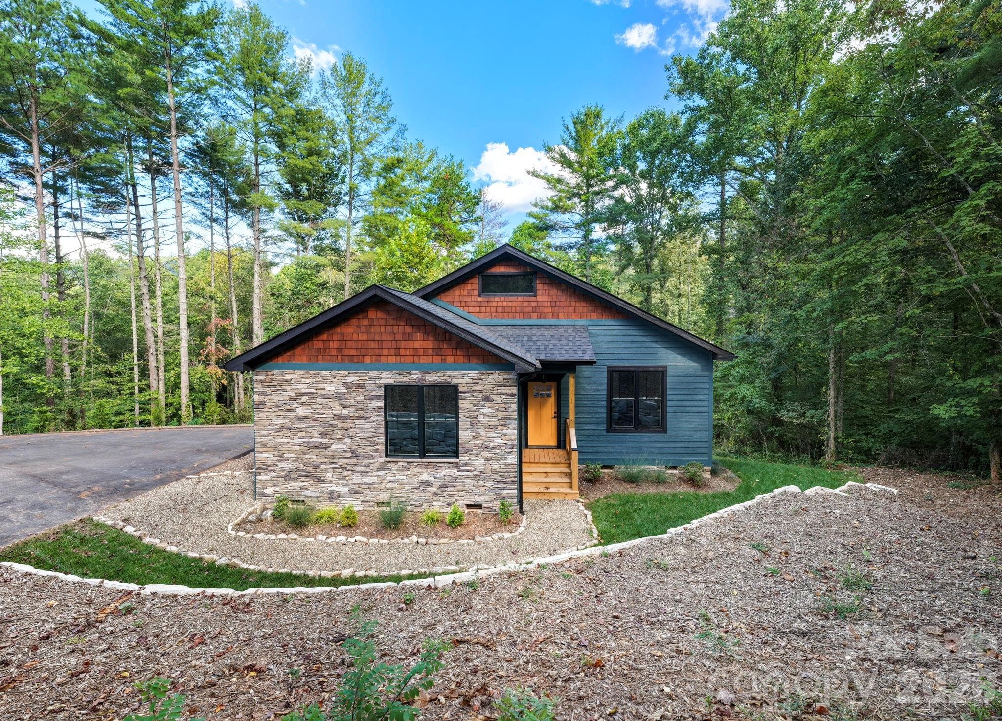 New Construction Home. - Weaverville