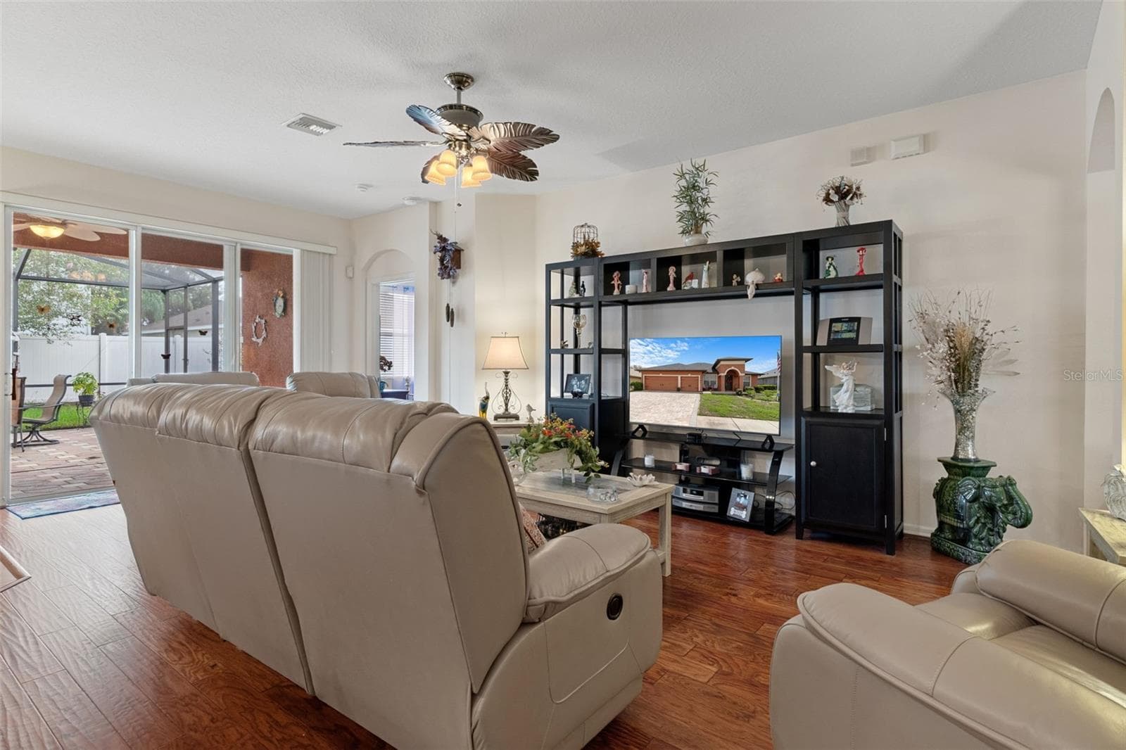 Family Room View from the Kitchen - 14056 LEYBOURNE WAY, SPRING HILL