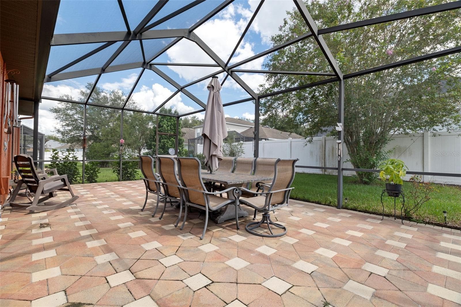 This screened in Porch is Amazing - 14056 LEYBOURNE WAY, SPRING HILL