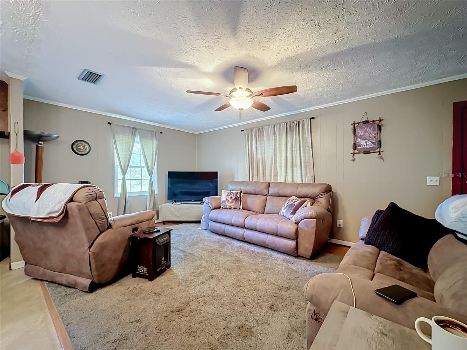 Single Family Residence at 27080 IOWA ST, HILLIARD, photo 14 of 44