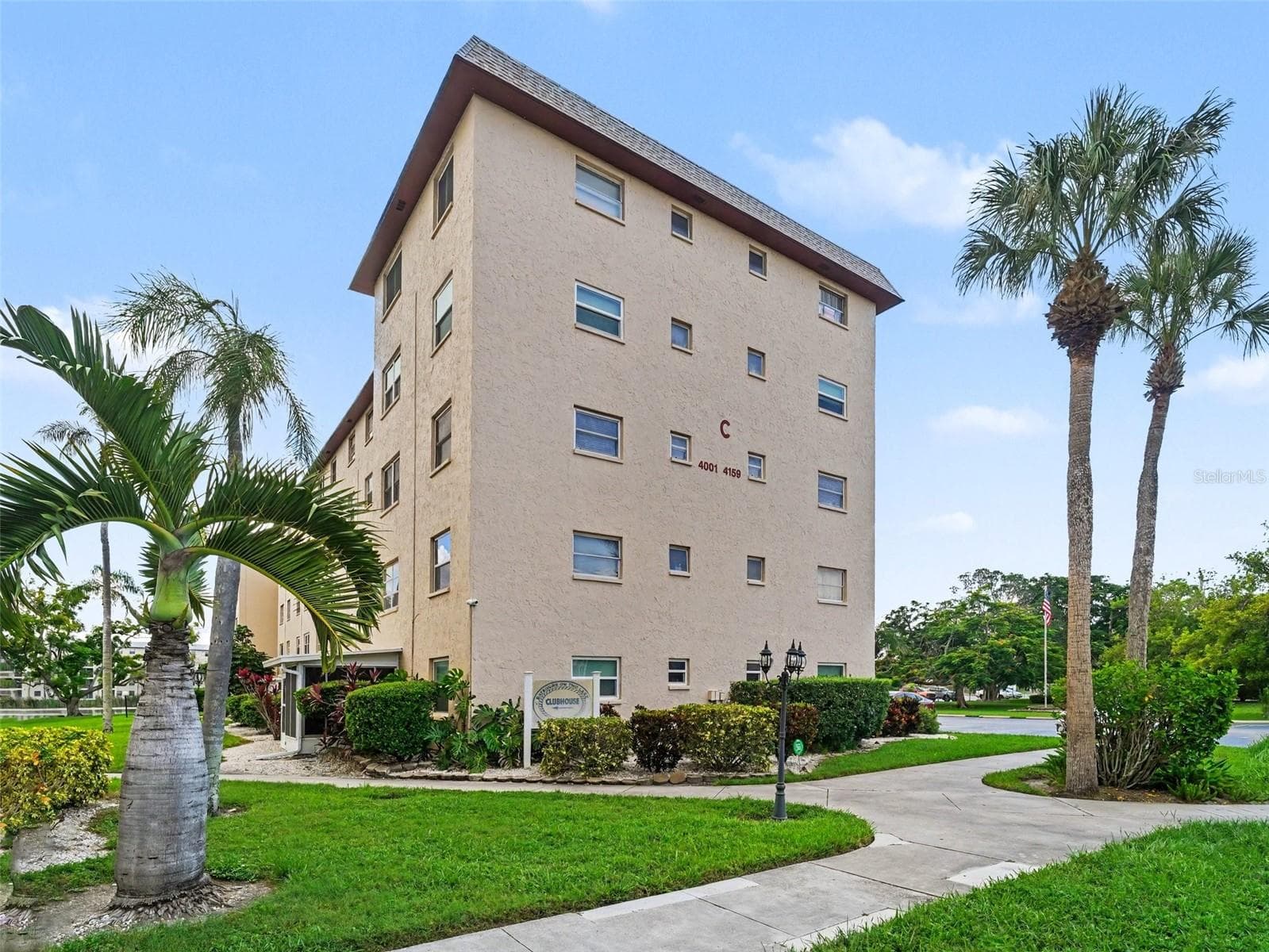 Building C - 4137 LAKE BAYSHORE DR #C505, BRADENTON