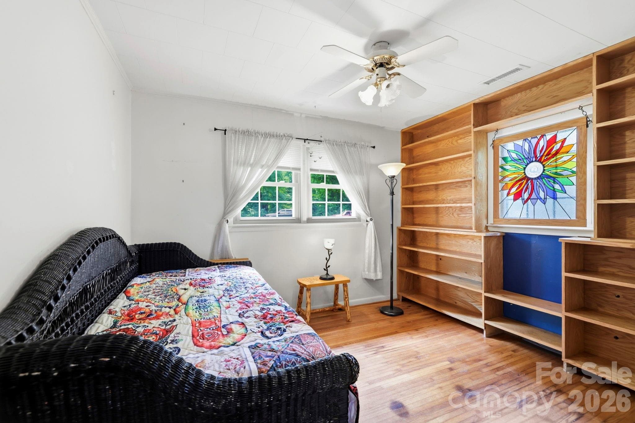 Bedroom 2 with built-ins - 10687 Cruso Road, Canton