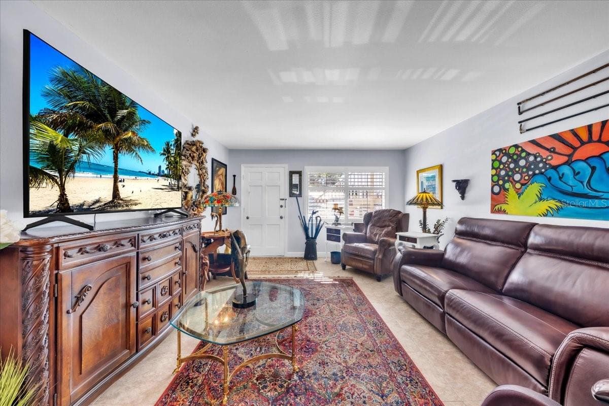Condominium at 6645 1ST AVE N #102, ST PETERSBURG, photo 11 of 24