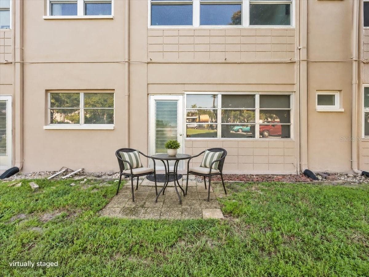 Condominium at 6645 1ST AVE N #102, ST PETERSBURG, photo 22 of 24