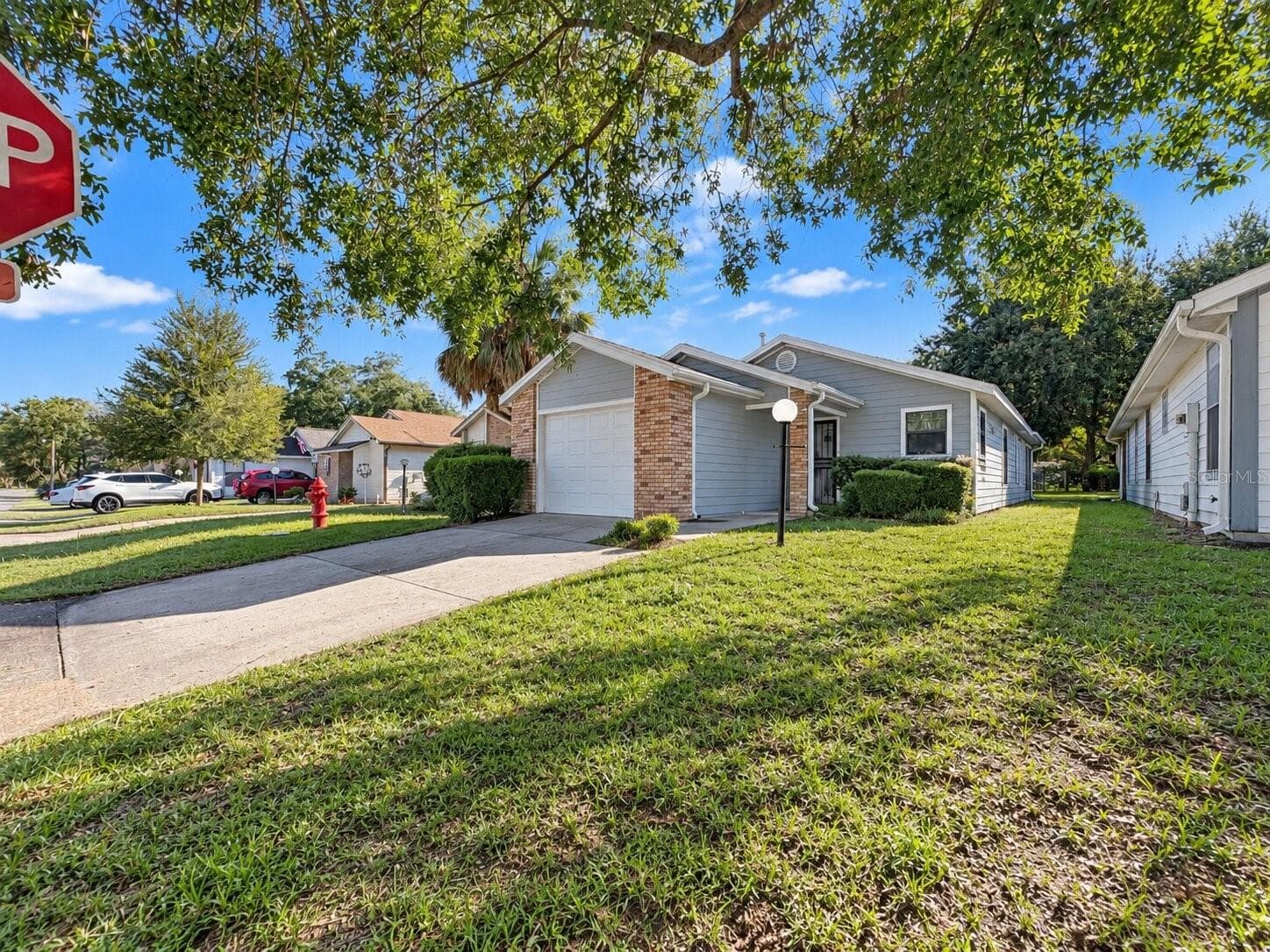 2127 NE 40TH AVE