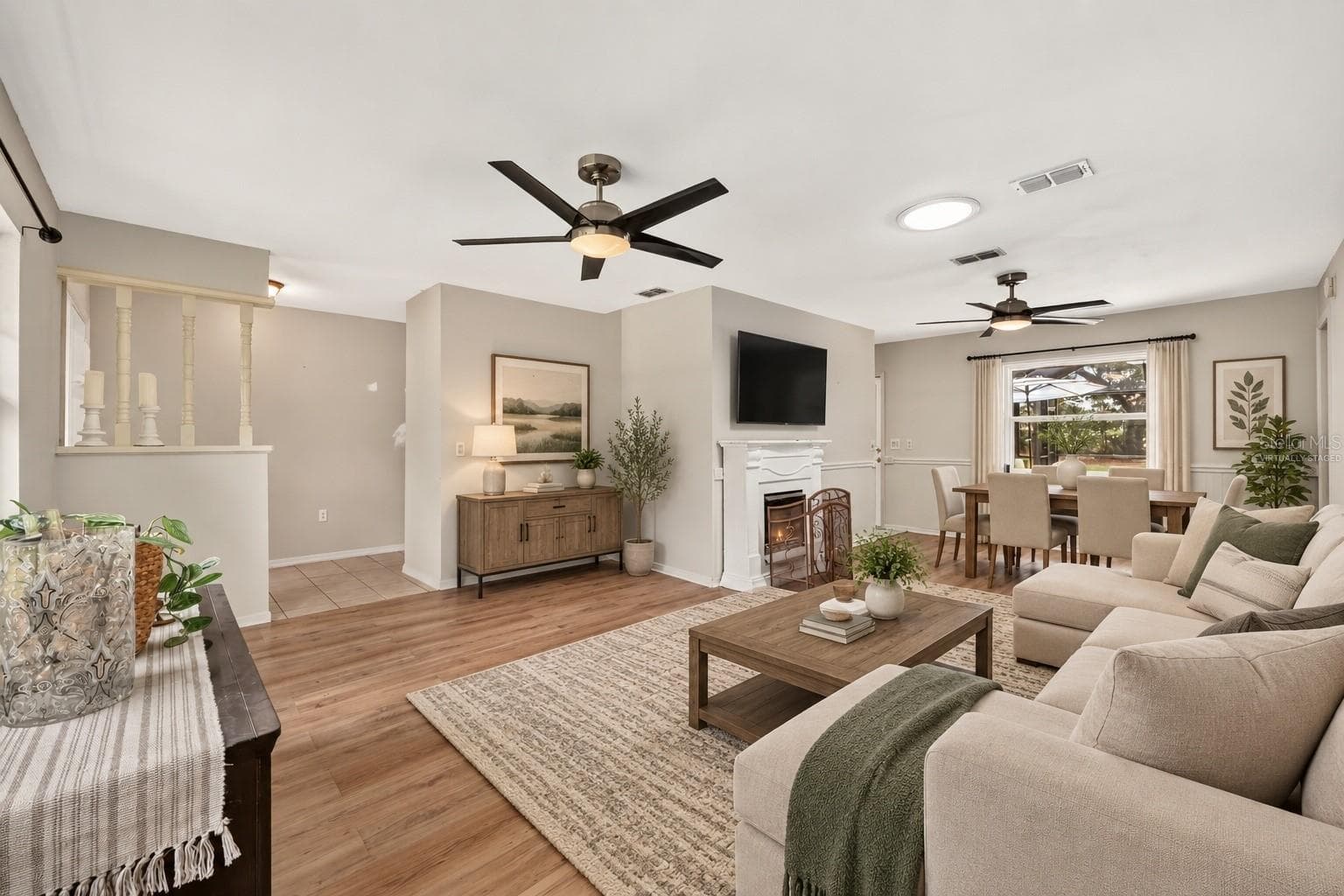 Virtually Staged - 19831 SW NIGHTINGALE DR, DUNNELLON