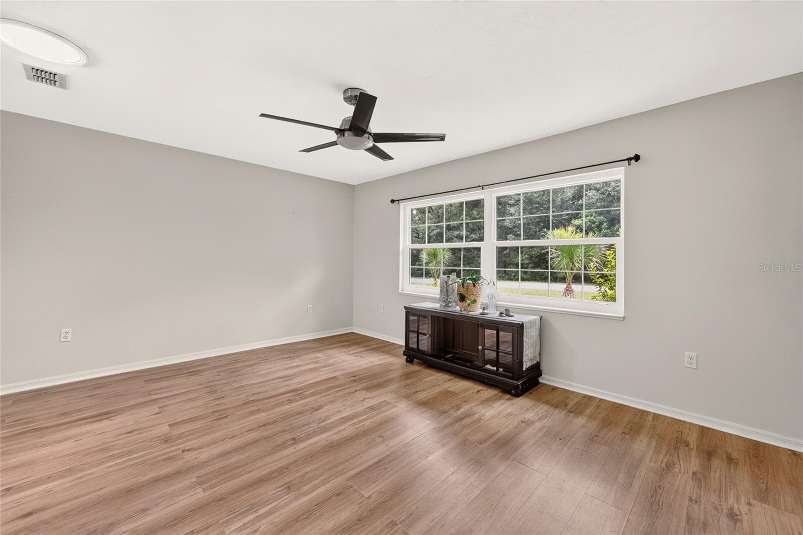 Single Family Residence at 19831 SW NIGHTINGALE DR, DUNNELLON, photo 13 of 56