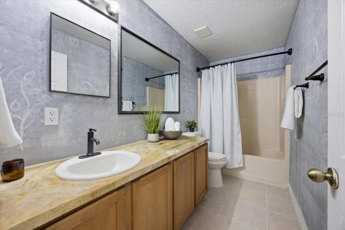 Single Family Residence at 2036 COUNTRY BROOK AVE, CLERMONT, photo 20 of 52