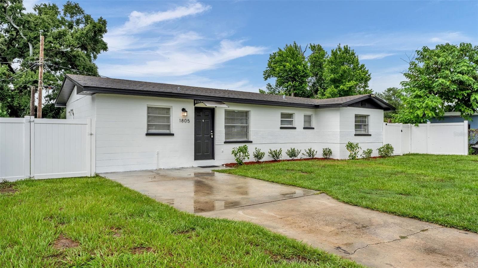 Single Family Residence at 1805 ELK DR, LAKELAND, photo 2 of 36