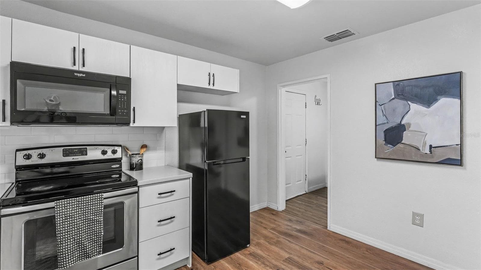 Single Family Residence at 1805 ELK DR, LAKELAND, photo 11 of 36