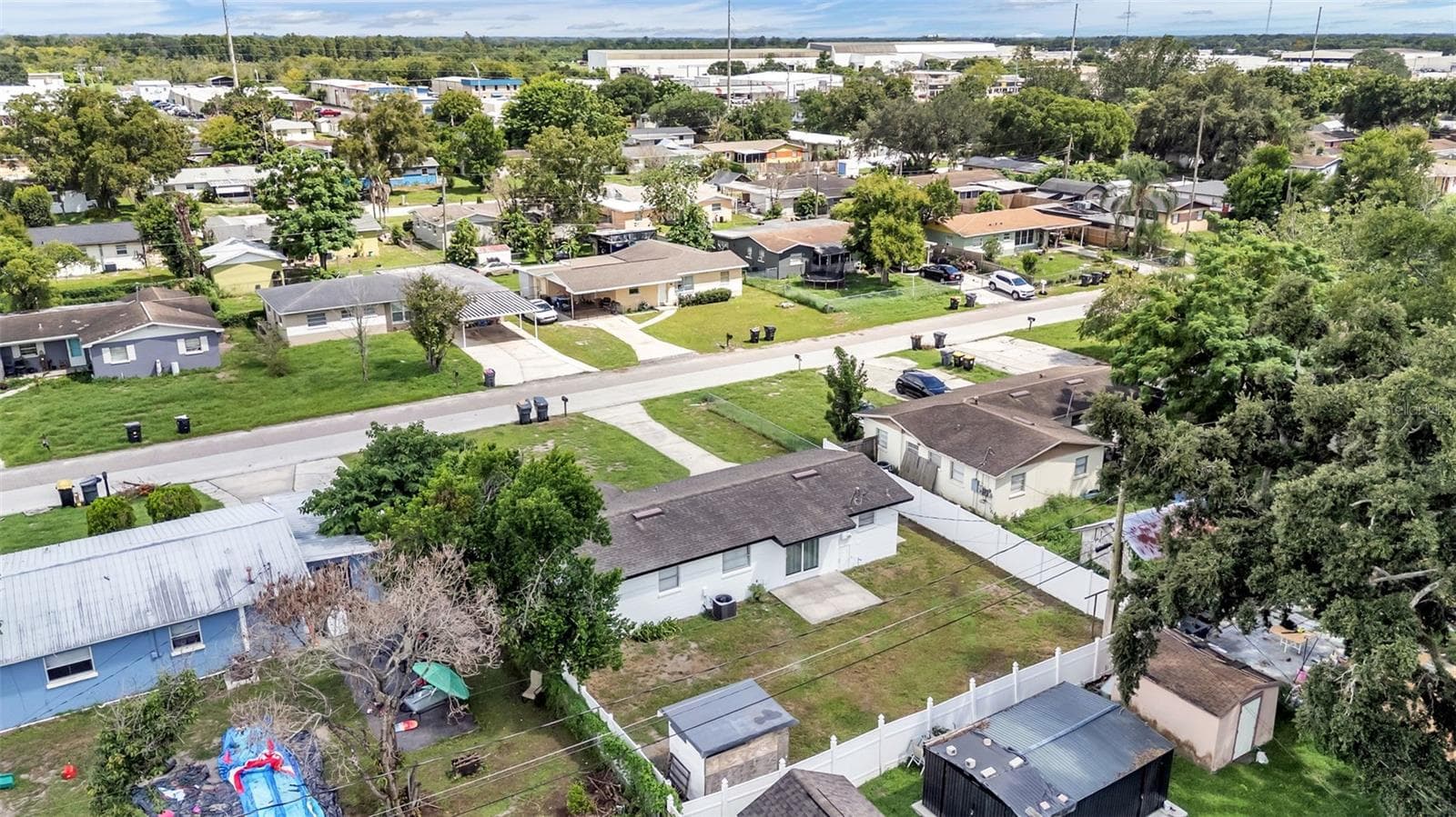 Single Family Residence at 1805 ELK DR, LAKELAND, photo 31 of 36