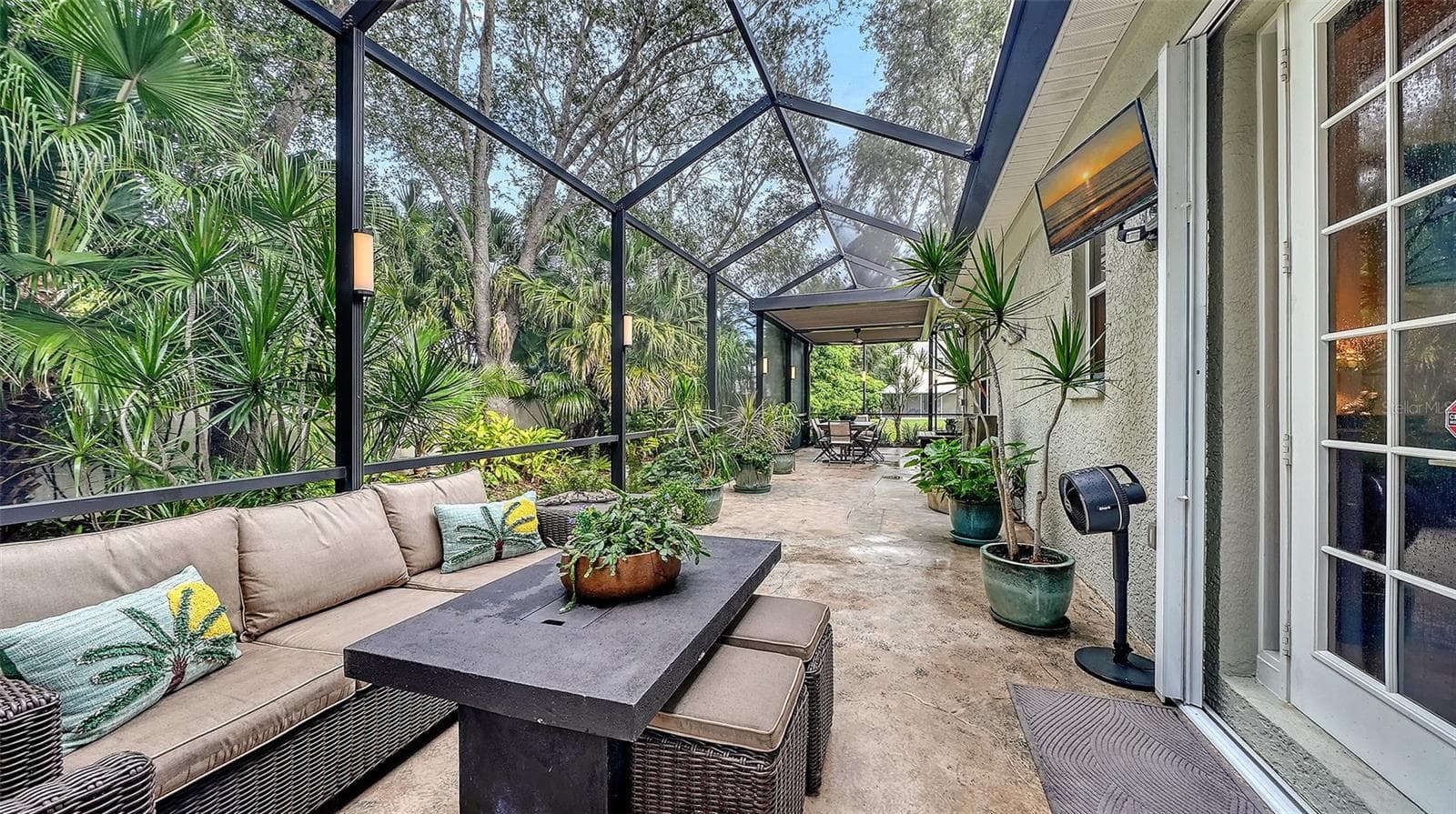 Single Family Residence at 1359 TEAROSE PL, SARASOTA, photo 26 of 60
