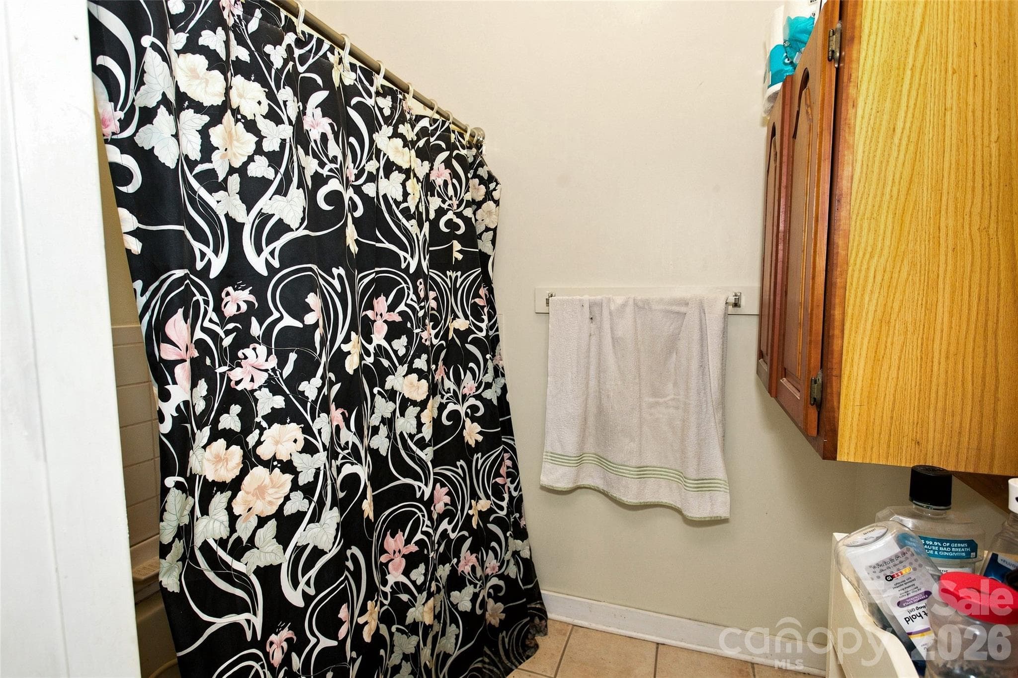 Single Family Residence at 118 Marys Way, Marshall, photo 26 of 48