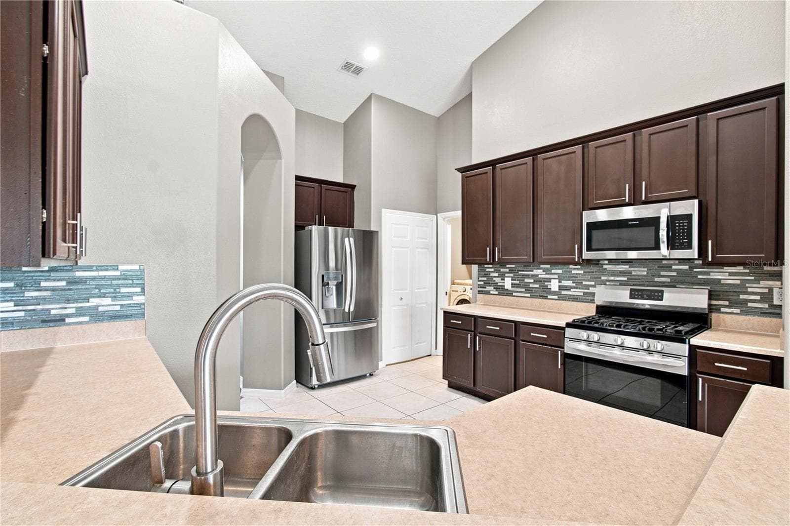 Single Family Residence at 13059 SANDY PINE LN, CLERMONT, photo 11 of 47
