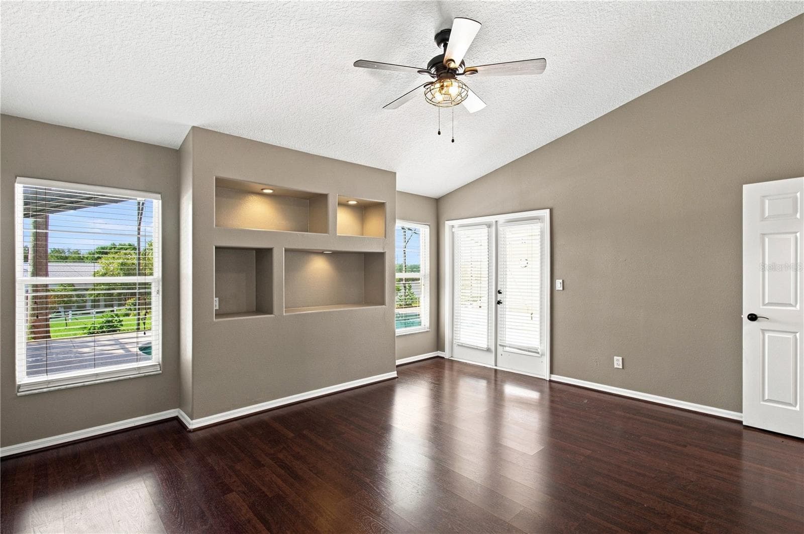 Single Family Residence at 13059 SANDY PINE LN, CLERMONT, photo 19 of 47