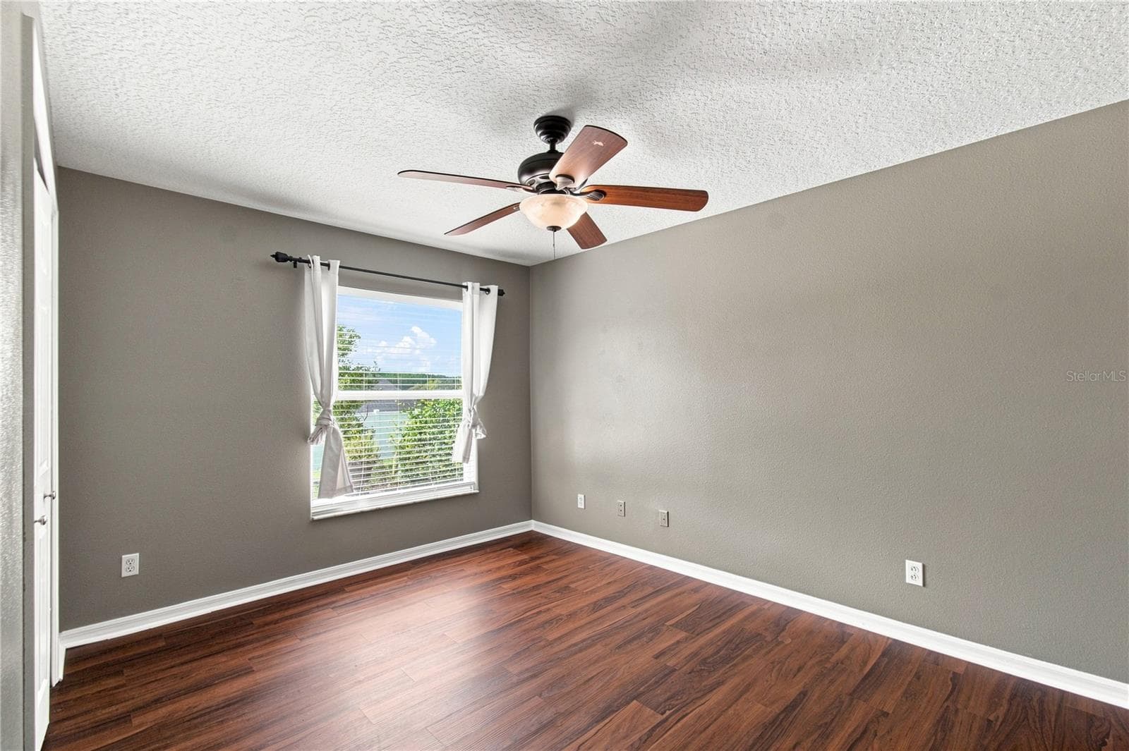 Single Family Residence at 13059 SANDY PINE LN, CLERMONT, photo 27 of 47