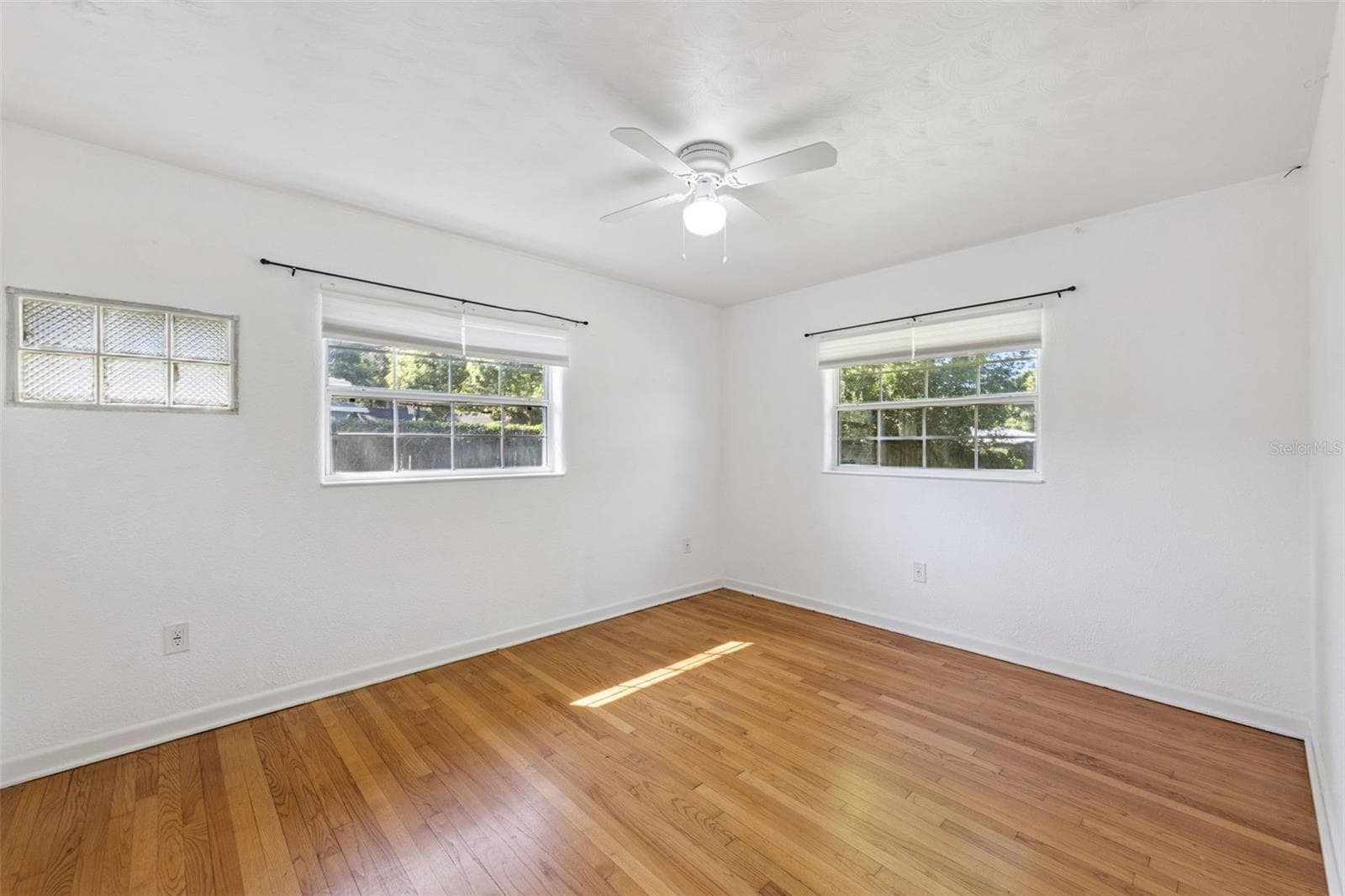 Single Family Residence at 4722 N ORANGE BLOSSOM TRL, MOUNT DORA, photo 9 of 25