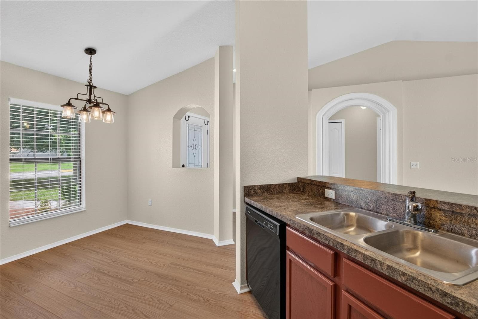 Single Family Residence at 212 MAJESTIC GARDENS LN, WINTER HAVEN, photo 18 of 48
