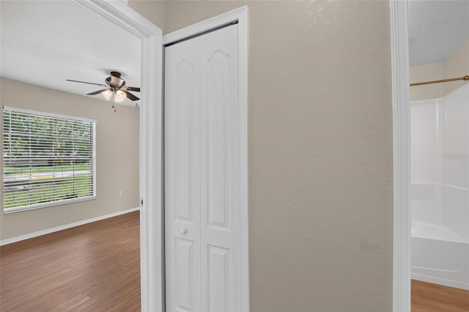 Single Family Residence at 212 MAJESTIC GARDENS LN, WINTER HAVEN, photo 41 of 48