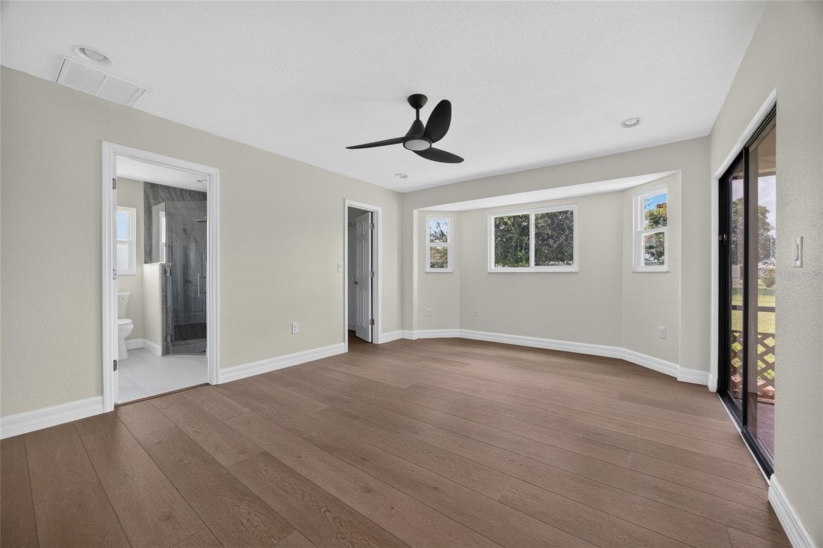 Single Family Residence at 251 BARCELONA ST, PUNTA GORDA, photo 14 of 43