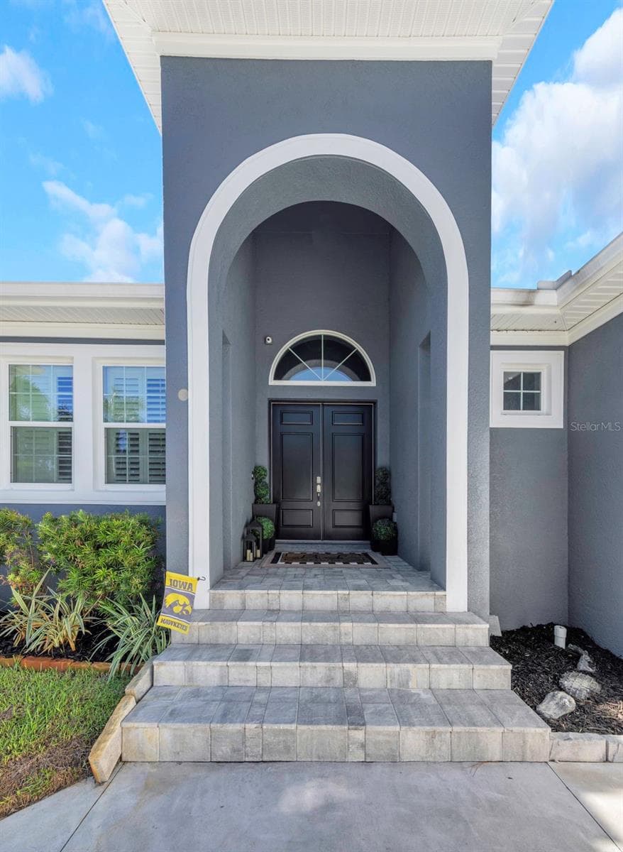 Single Family Residence at 5925 MOHR RD, TAMPA, photo 3 of 56