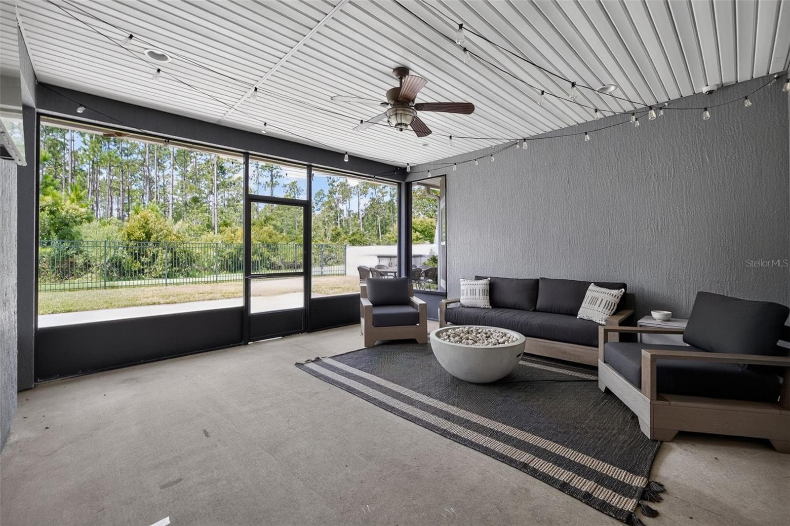 Single Family Residence at 161 S COOPERS HAWK WAY, PALM COAST, photo 22 of 74