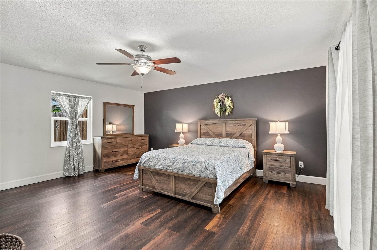 Single Family Residence at 6610 ORANGE KNOLL DR, BELLE ISLE, photo 16 of 43