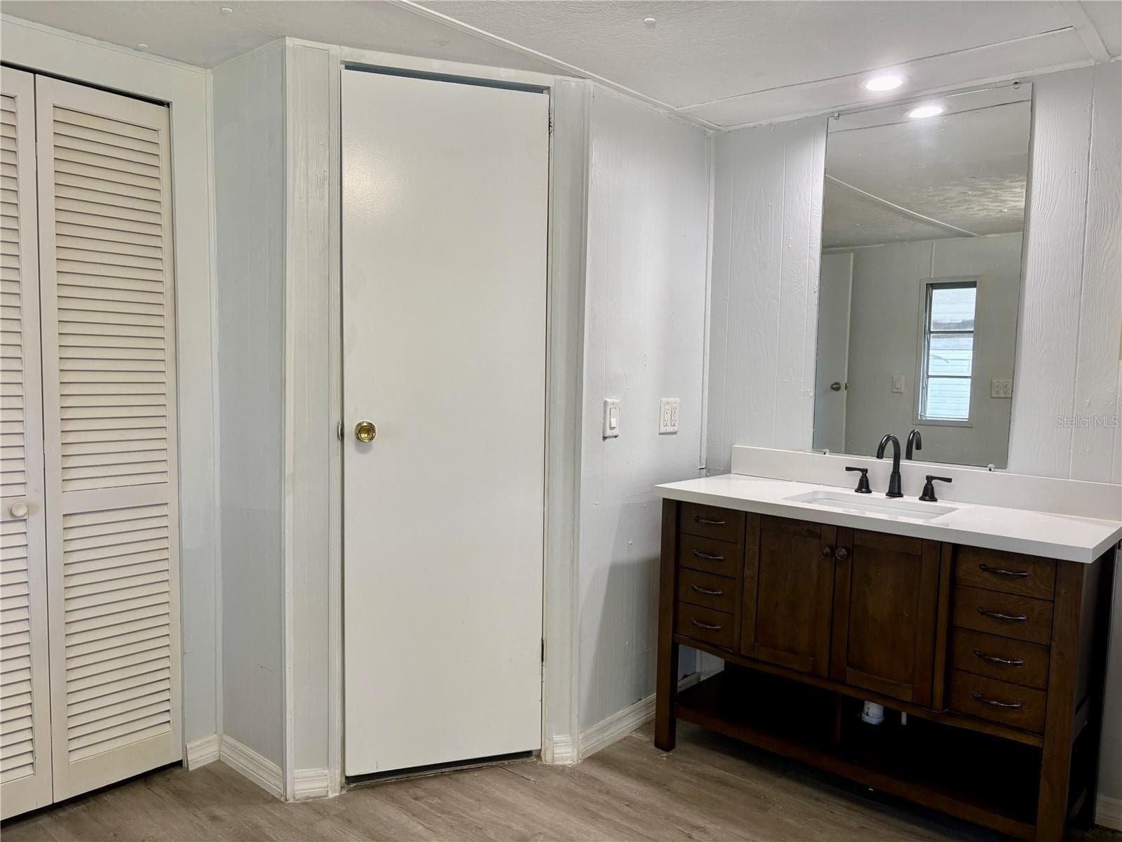 Bedrm 1 to Bathrm 1 - 5316 53RD AVE E #C21, BRADENTON