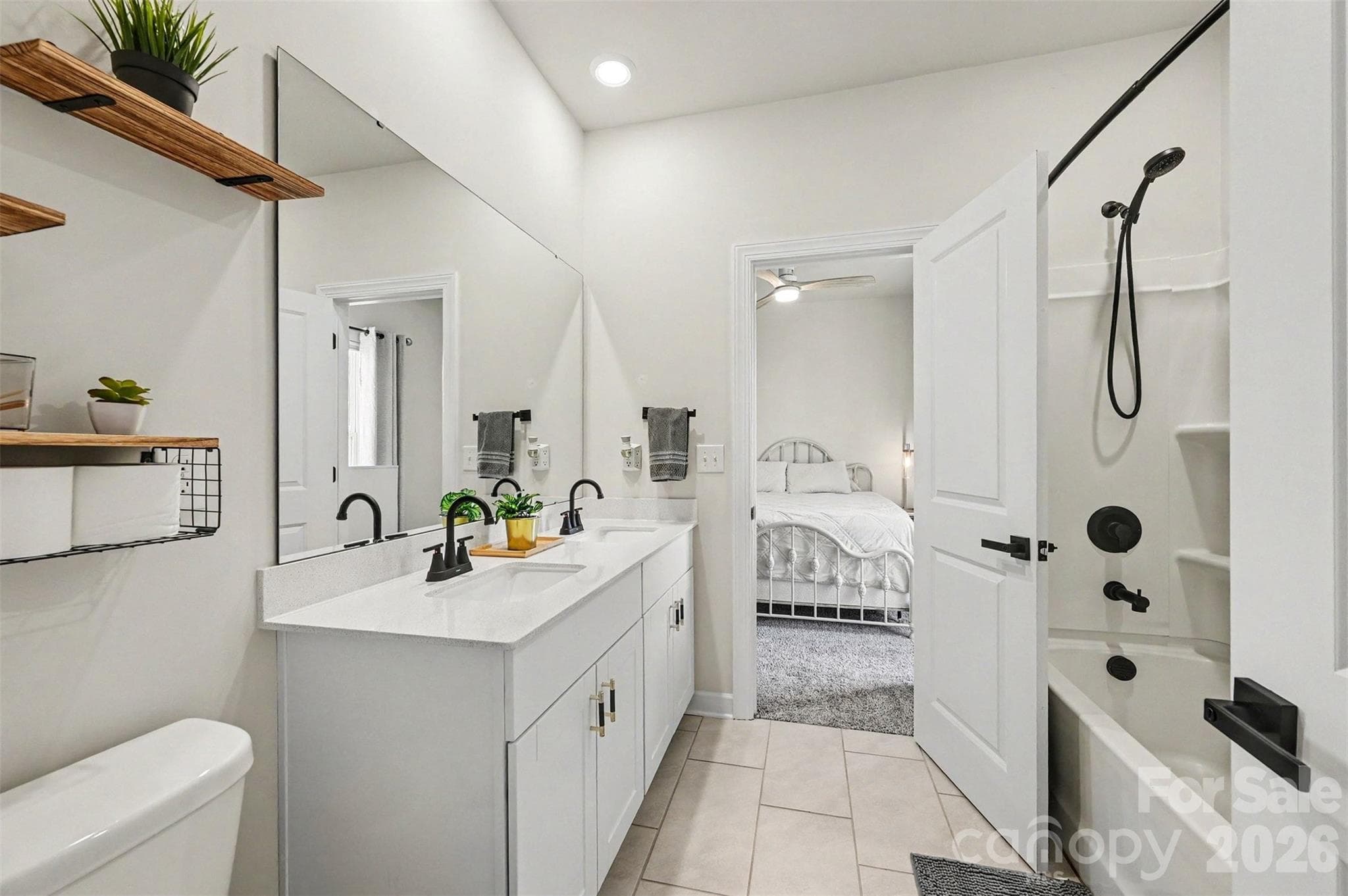 Single Family Residence at 6411 Barcelona Way, Charlotte, photo 22 of 44