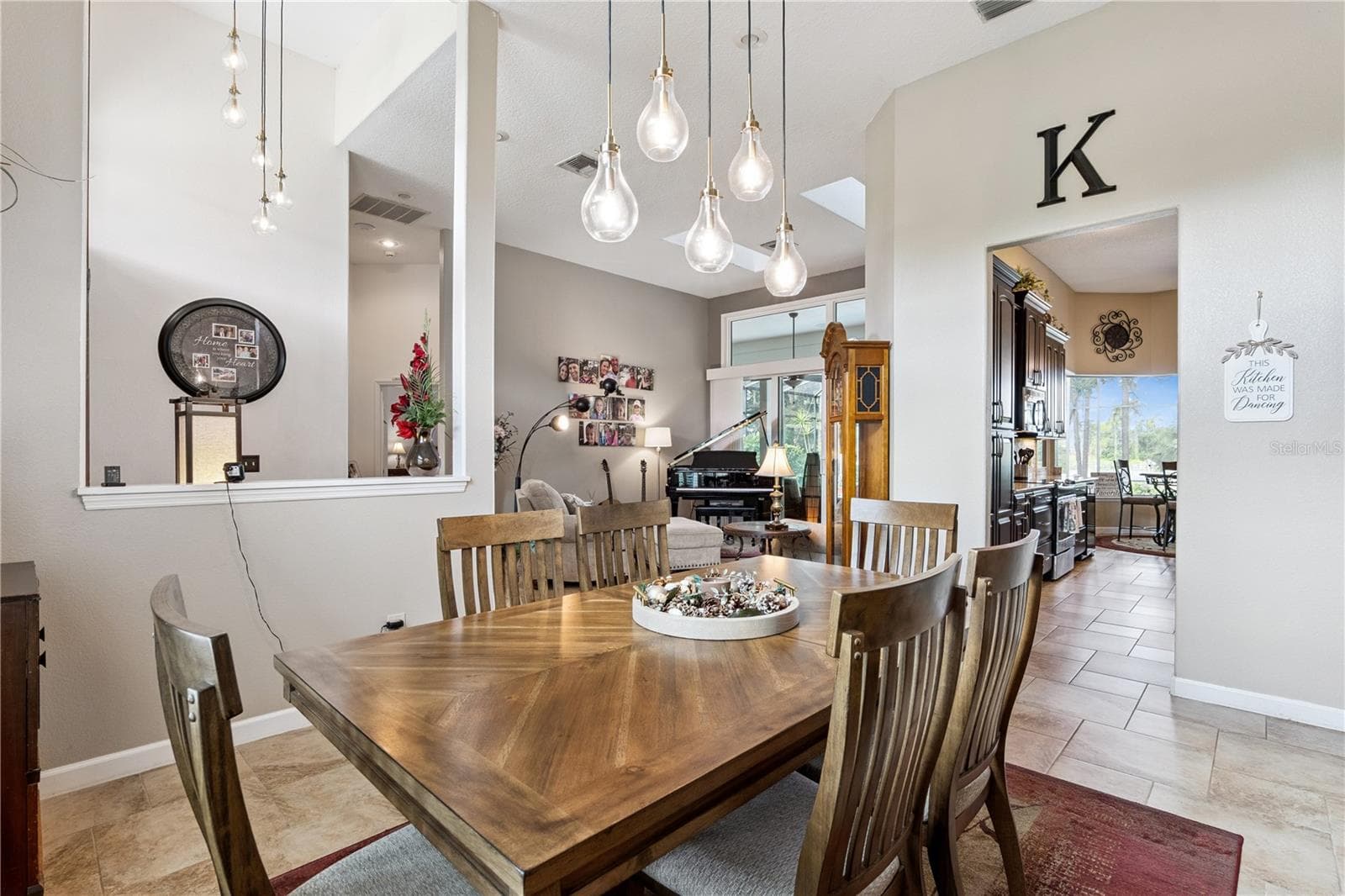 Single Family Residence at 635 CHATAS CT, LAKE MARY, photo 17 of 61