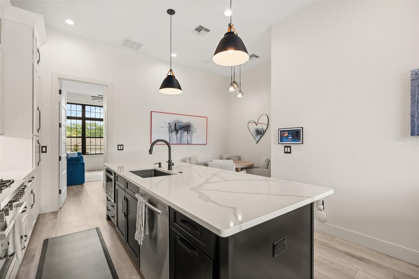 Townhouse at 72 N PARK AVE #8, WINTER GARDEN, photo 8 of 47
