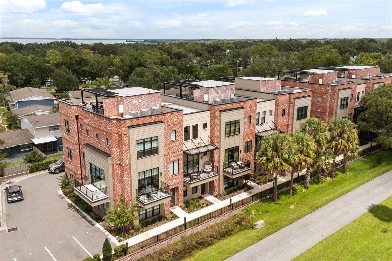 Townhouse at 72 N PARK AVE #8, WINTER GARDEN, photo 36 of 47