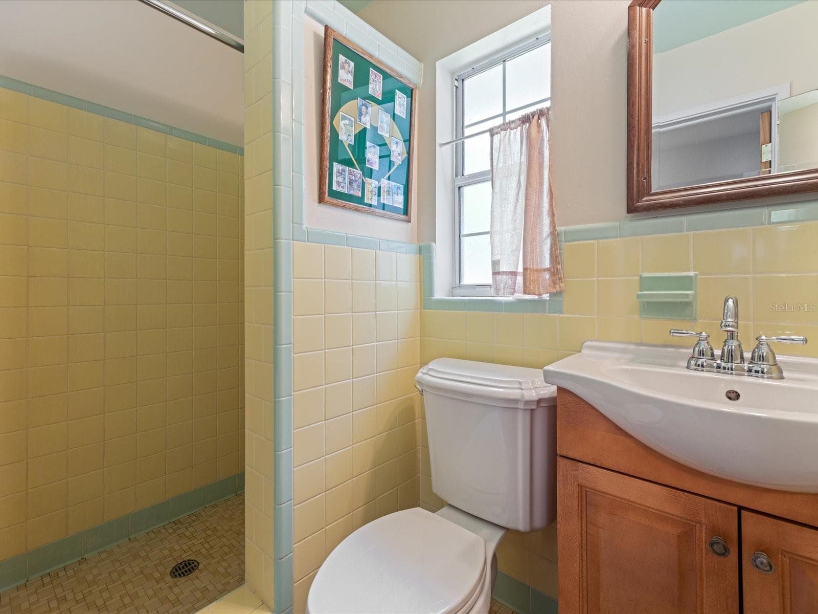 Single Family Residence at 2100 MCKINLEY ST, CLEARWATER, photo 24 of 55