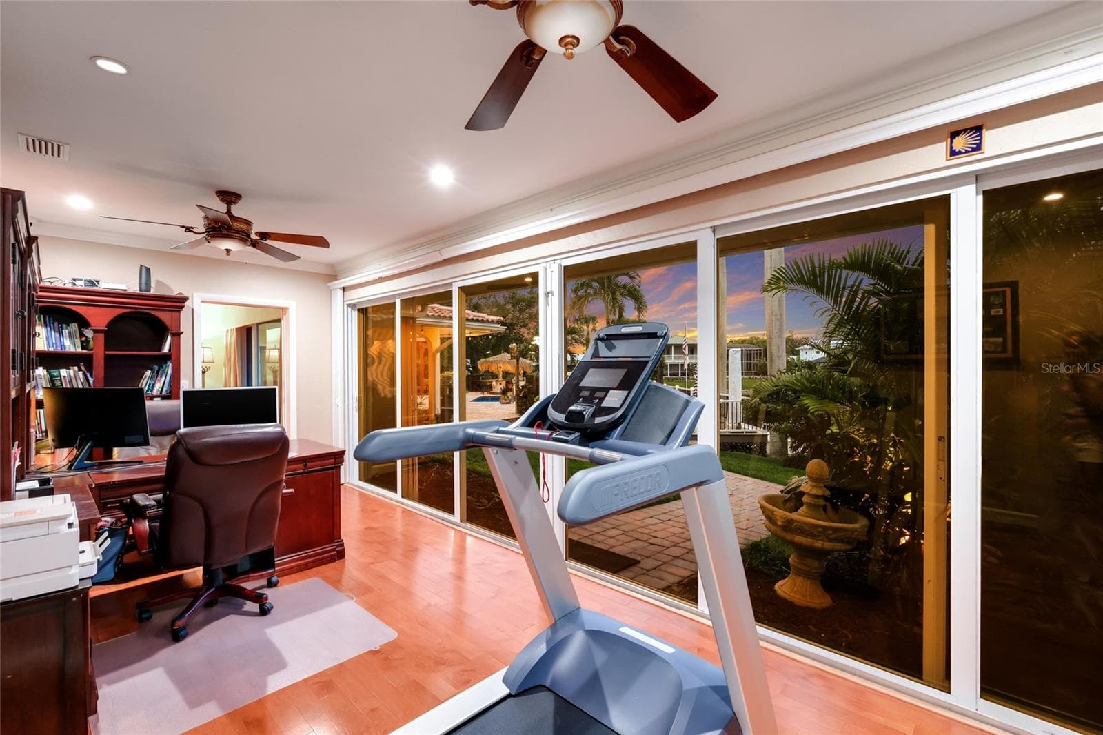 Large Office - 7208 19TH AVE NW, BRADENTON