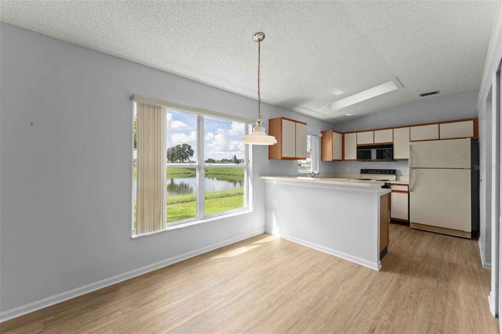 Single Family Residence at 1280 TYLER LAKE CIR, ORLANDO, photo 15 of 39