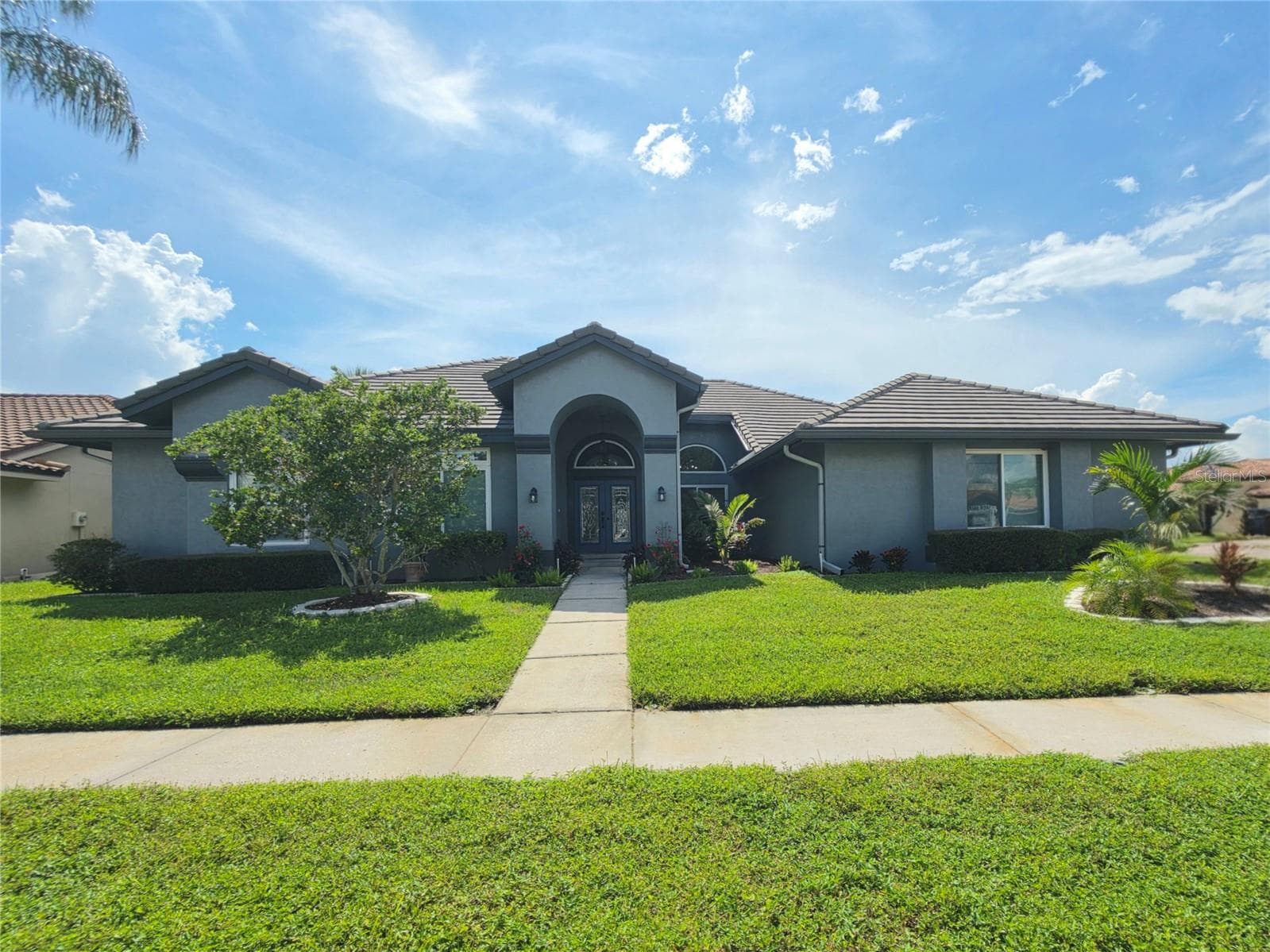 Single Family Residence at 5101 E LONGBOAT BLVD, TAMPA, photo 2 of 35