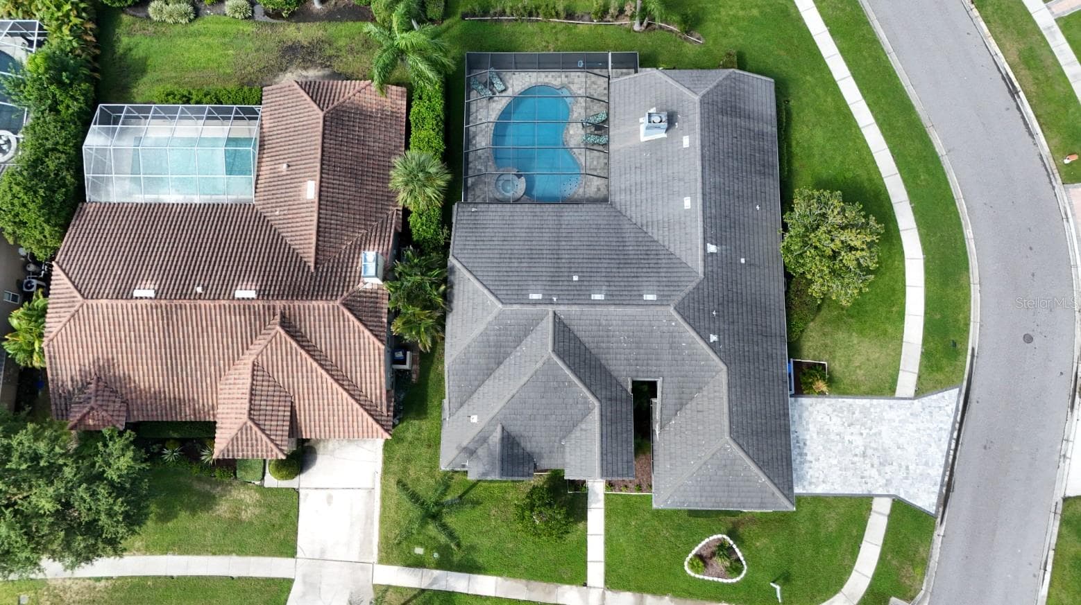 Single Family Residence at 5101 E LONGBOAT BLVD, TAMPA, photo 3 of 35