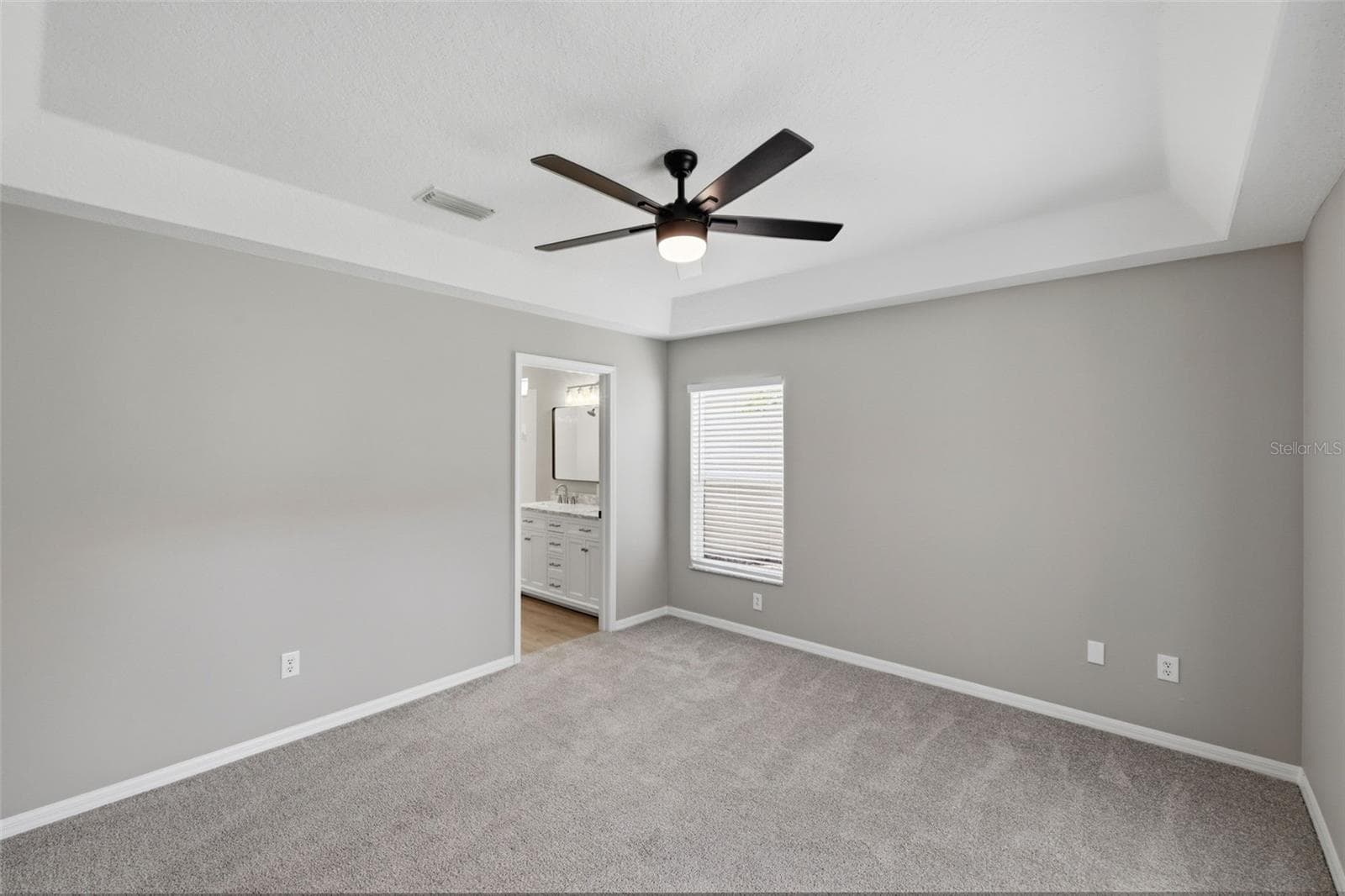 Single Family Residence at 16316 BRIDGECROSSING DR, LITHIA, photo 10 of 25