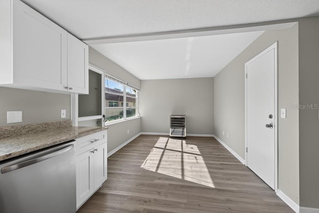 Condominium at 8265 VENDOME BLVD N, PINELLAS PARK, photo 14 of 37