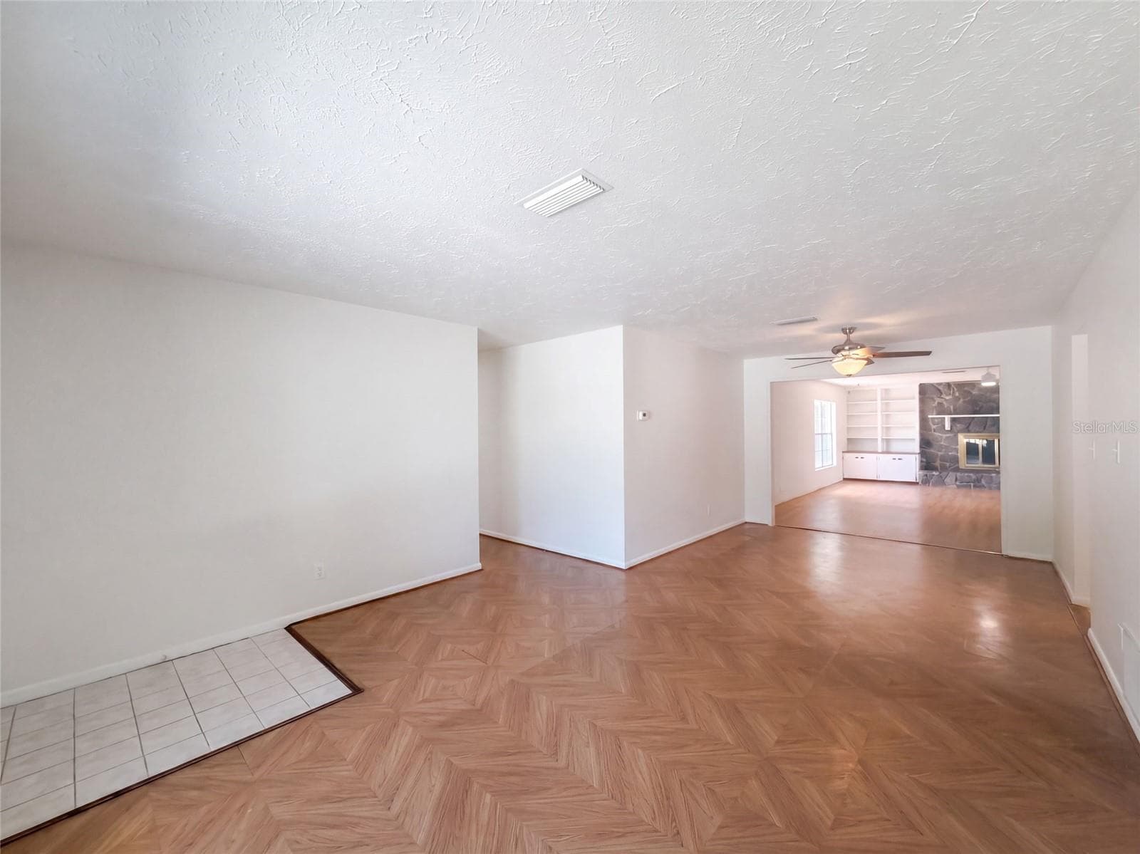 Single Family Residence at 3010 HATTON ST, SARASOTA, photo 3 of 25